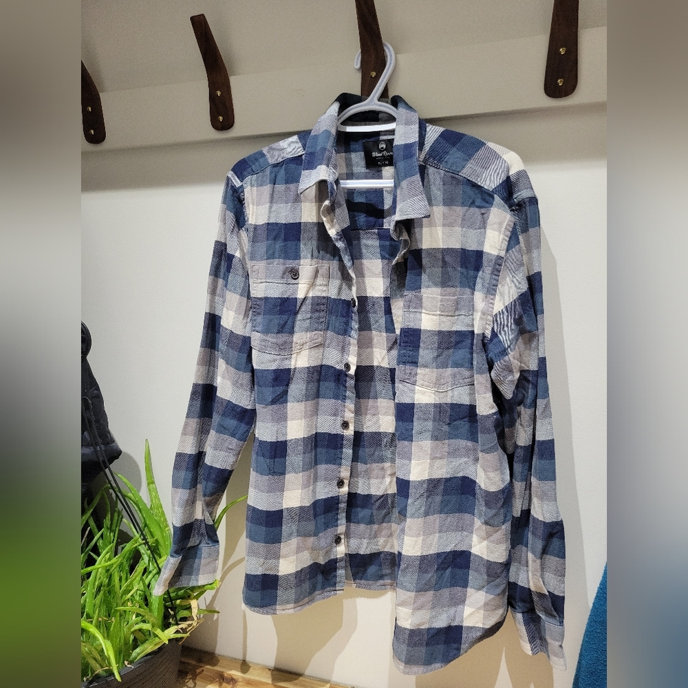 Blue and White Plaid Casual Button-Down Shirt